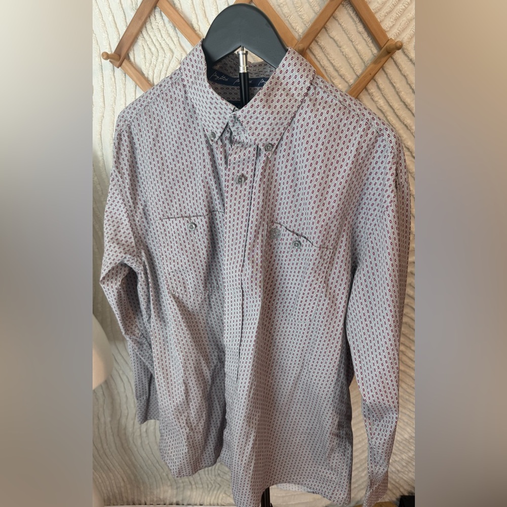 Wrangler Men's George Strait Button-Up Shirt with Small burgundy diamond Pattern